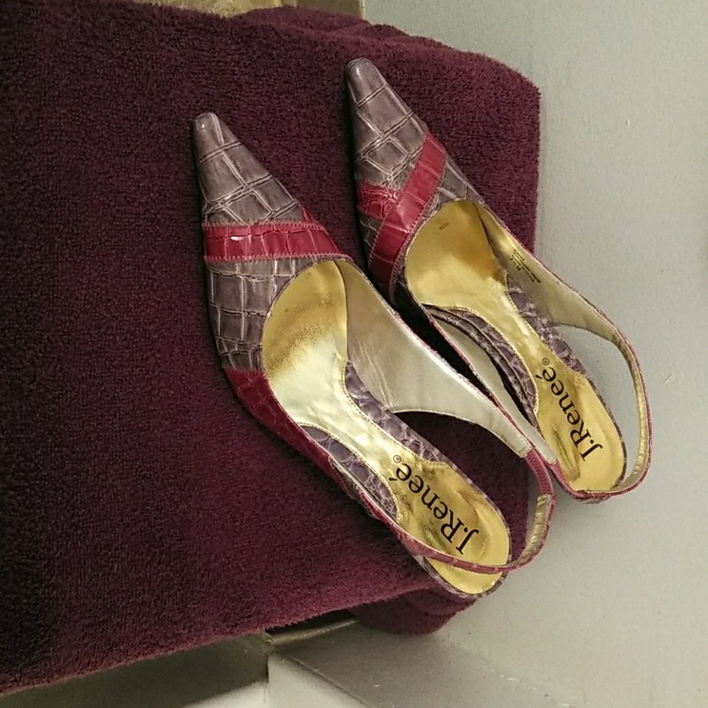 Shoes - Picture 2 of 6
